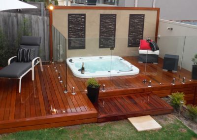 GLEN IRIS DECKING PROJECT